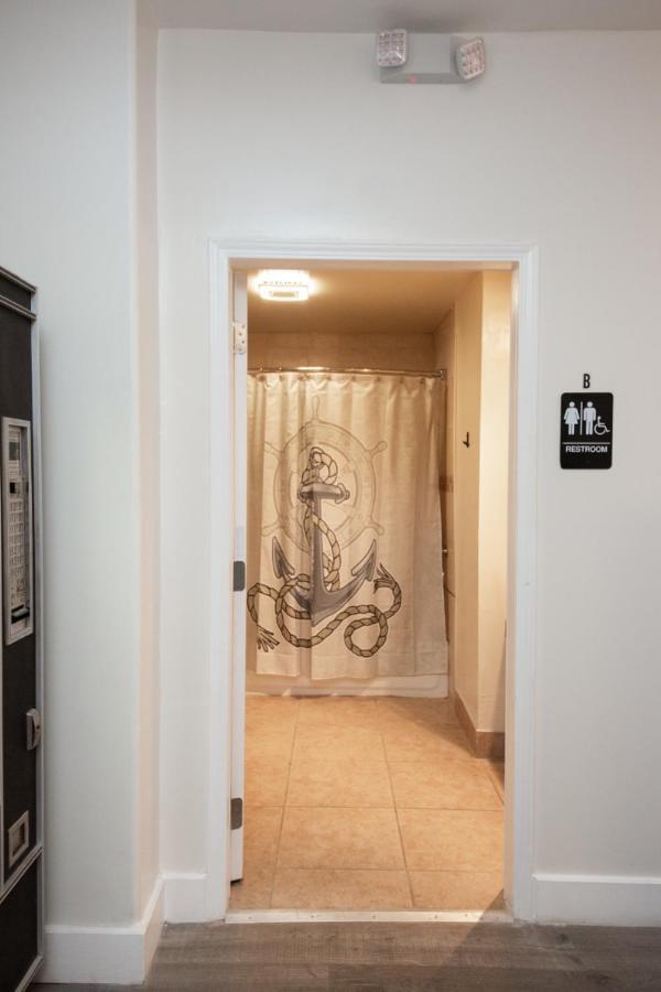 Anchor Pointe Mini-hôtel 2*